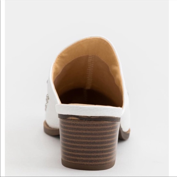 New CL by Laundry Cooper white studded heeled mules - Picture 2 of 11